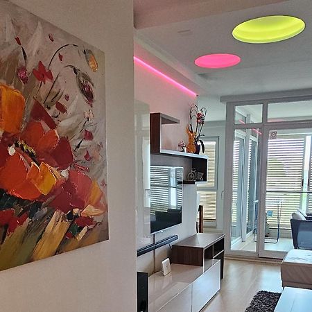 Adela Apartments 3 Morska Vila Split Bagian luar foto