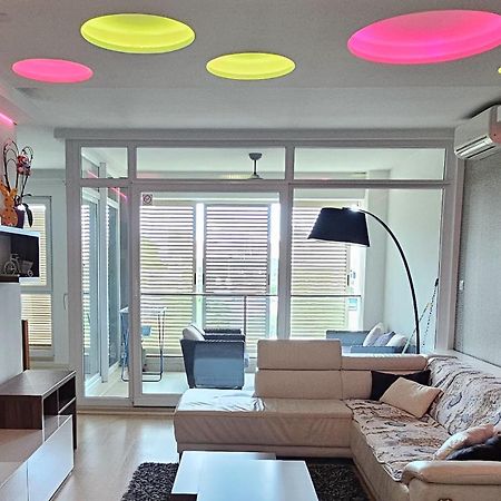 Adela Apartments 3 Morska Vila Split Bagian luar foto