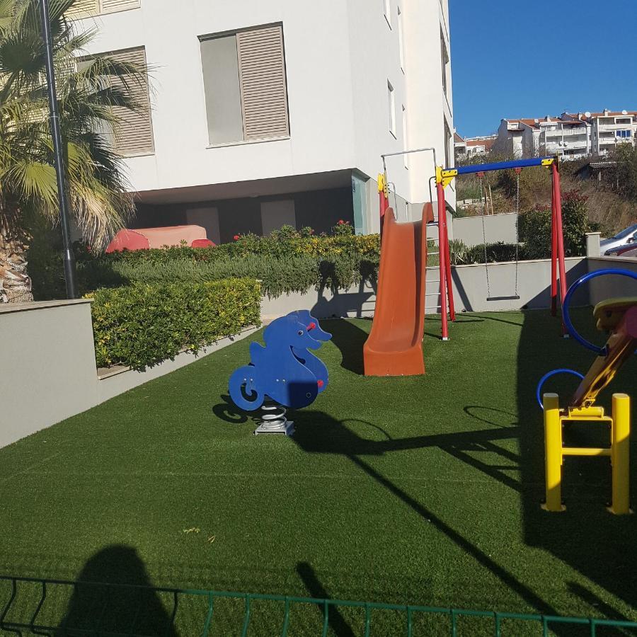Adela Apartments 3 Morska Vila Split Bagian luar foto