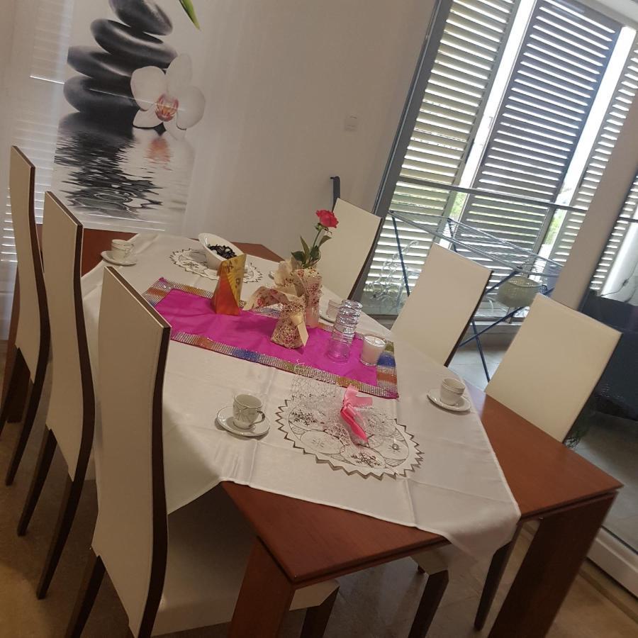 Adela Apartments 3 Morska Vila Split Bagian luar foto