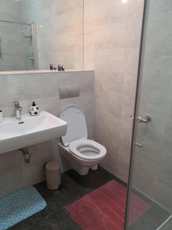 Adela Apartments 3 Morska Vila Split Bagian luar foto